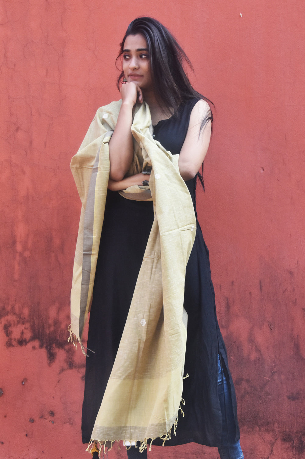 booti-cotton natural dye handloom Odisha dupatta - Pankaja Sethi