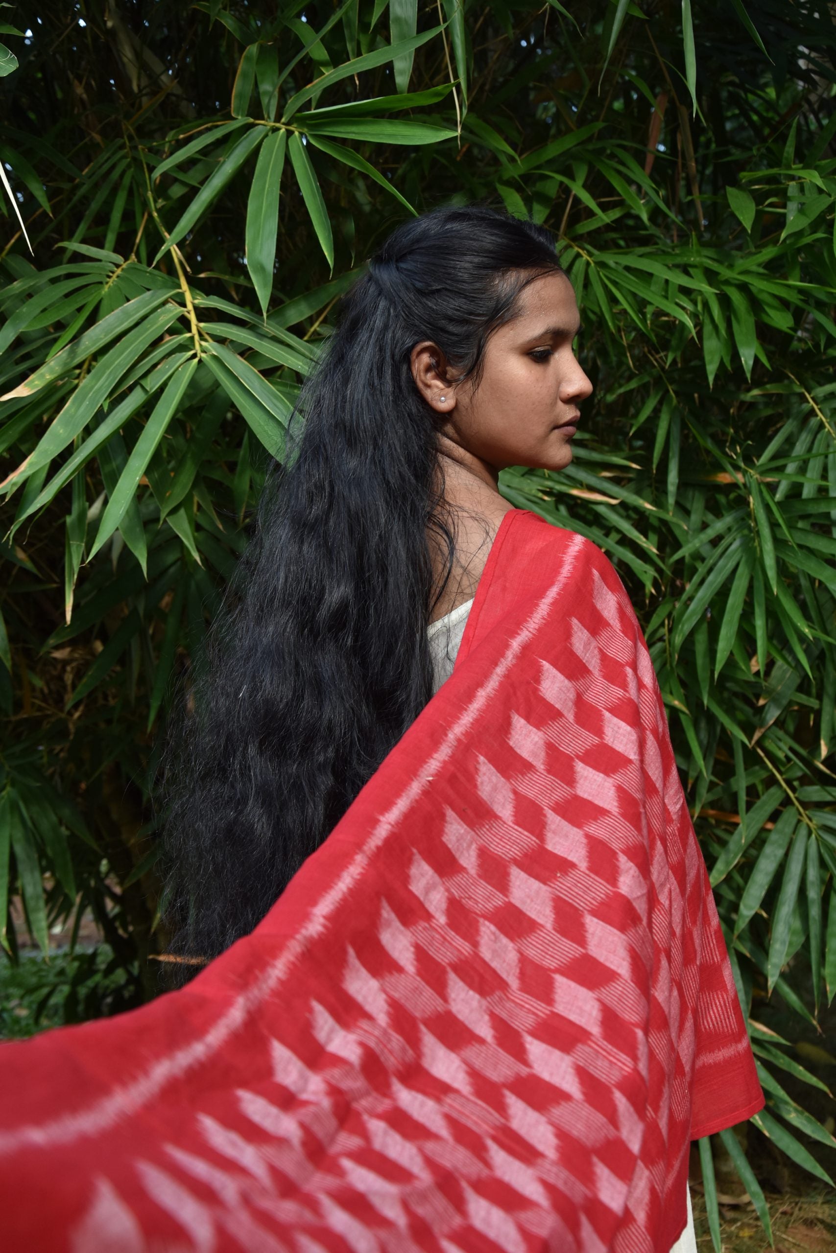 Chequerboard-Cotton ikat red handloom Odisha stole - Pankaja Sethi
